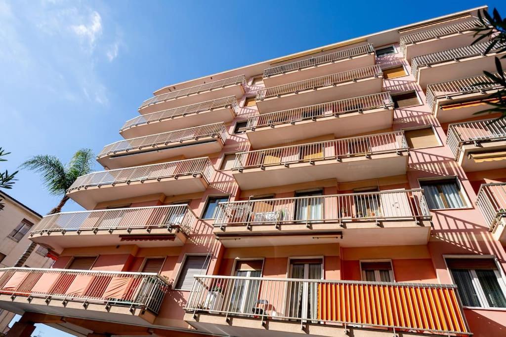 Artpartment - 2 Camere - Wifi - Garage Vallecrosia Exterior photo